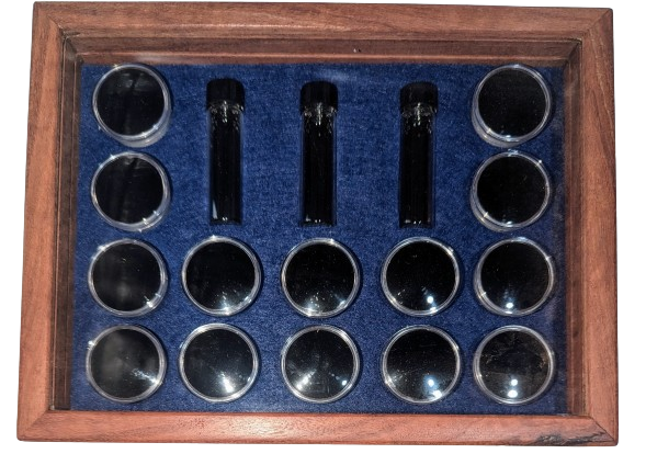 Sharon's Wooden Gold Display Box - 14 Pods 3 Vials