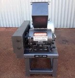 Armstrong Industries MINI 777 GRB Impact Rock Crusher Petrol