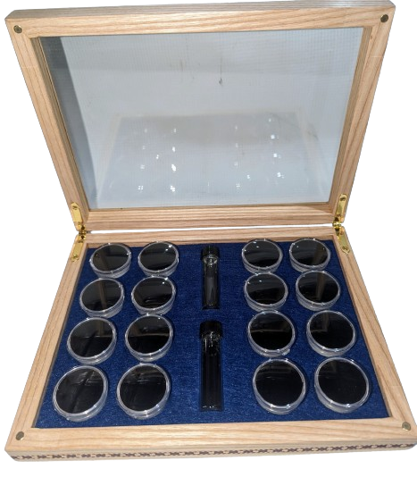 Sharon's Wooden Gold Display Box - 16 Pods 2 Vials