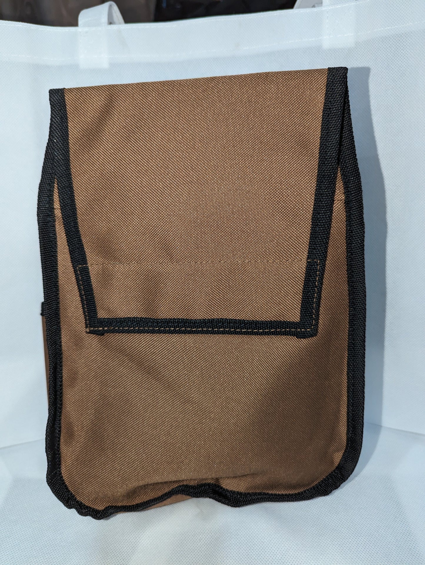 Brown Finds Pouch - Traditional