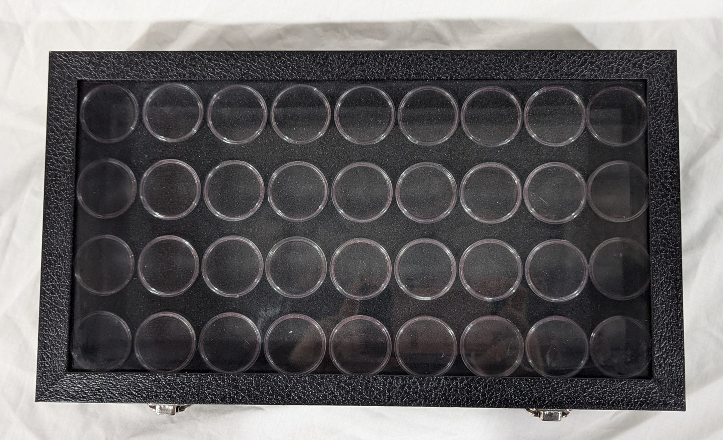 Black Display Case Medium Pods 36pc